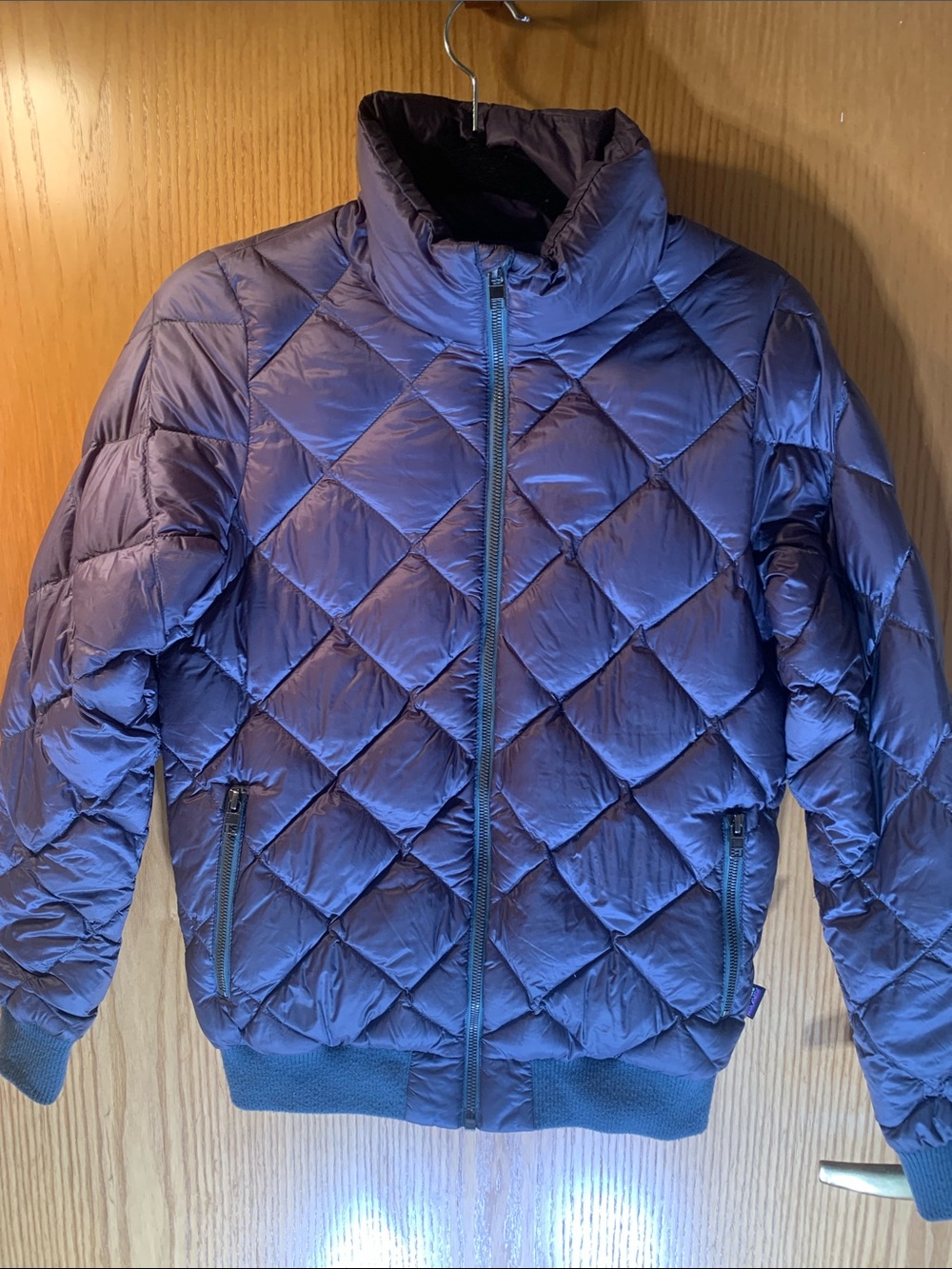 Patagonia Duckdown Quilted Diamond-Pattern Puffer Jacket - Hunter Green - XS